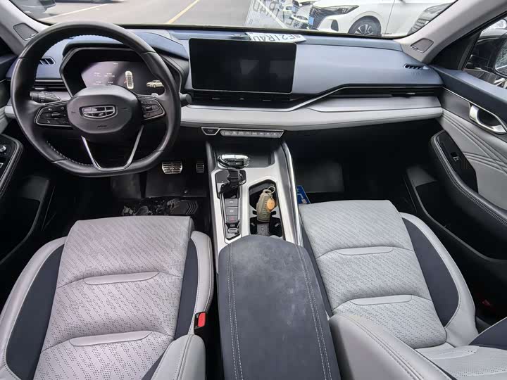 Фото 5 - Geely Preface