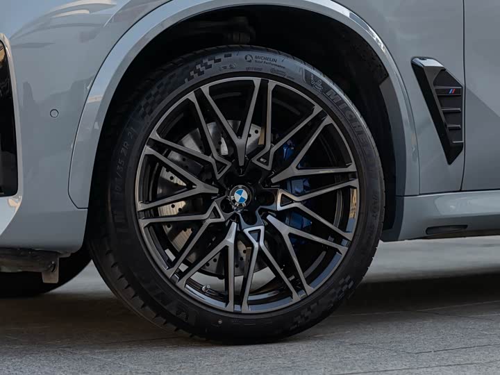 Фото 8 - BMW X5 M