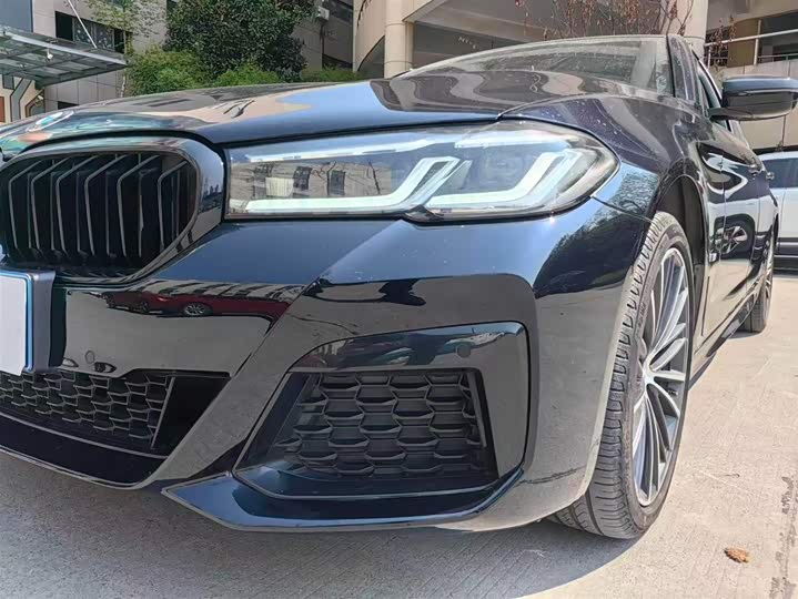 Фото 4 - BMW 5 Series