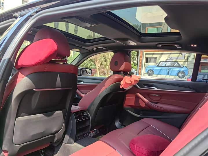 Фото 8 - BMW 5 Series