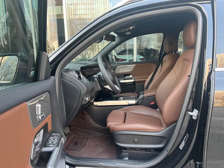 Фото 3 - Mercedes-Benz GLB-Class