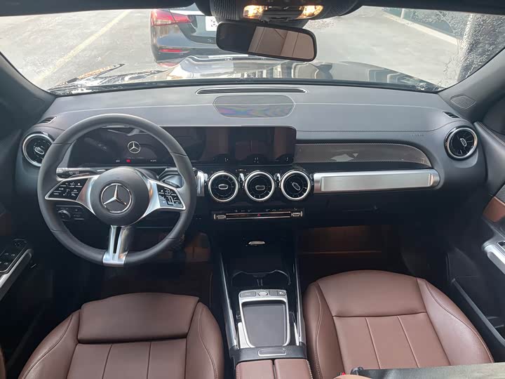 Фото 5 - Mercedes-Benz GLB-Class