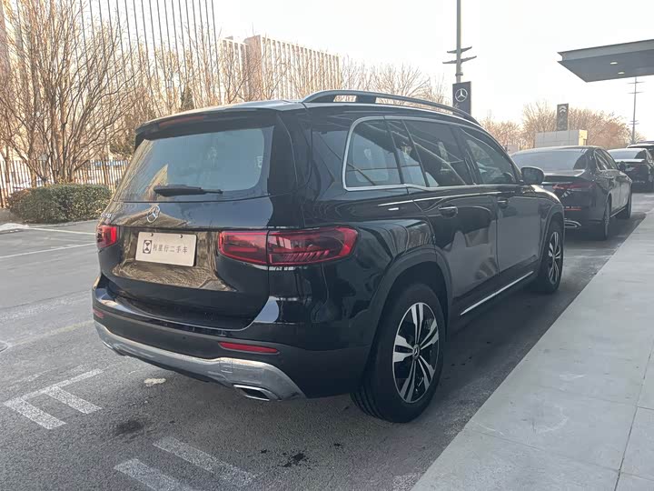 Фото 6 - Mercedes-Benz GLB-Class