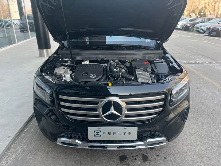 Фото 9 - Mercedes-Benz GLB-Class