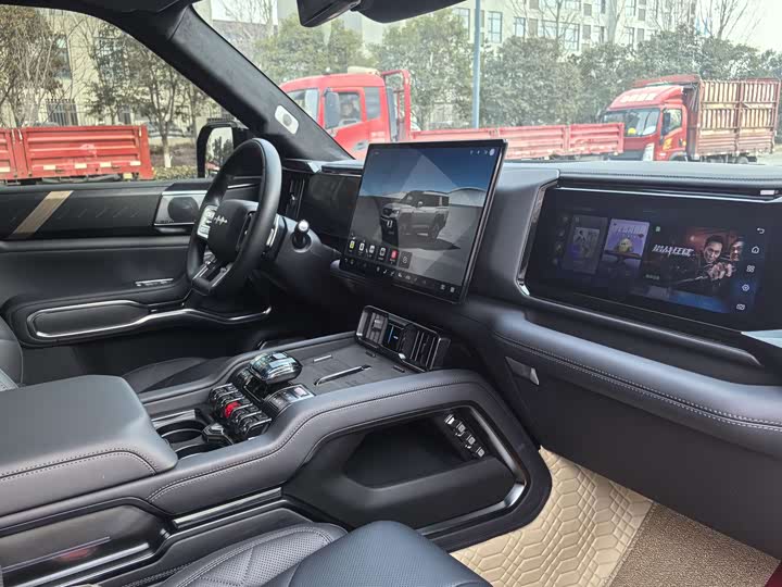 Фото 8 - BYD FangChengBao Leopard 8