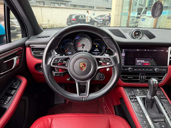 Фото 6 - Porsche Macan