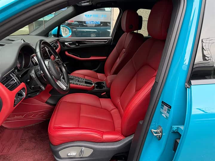 Фото 8 - Porsche Macan