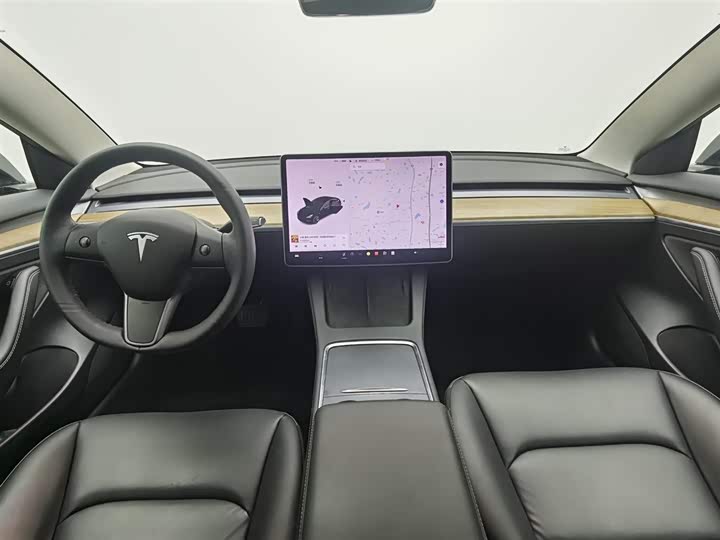 Фото 5 - Tesla Model 3