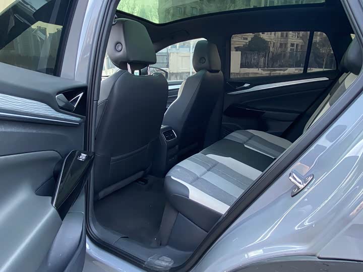 Фото 6 - Volkswagen ID.4 Crozz