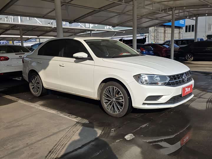 Фото 2 - Volkswagen Bora