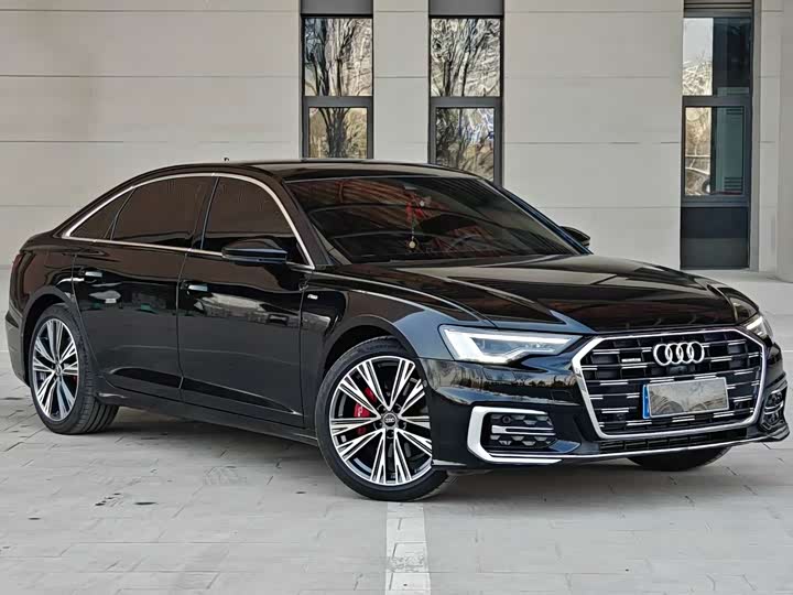 Фото 3 - Audi A6L