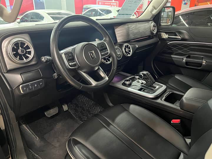 Фото 6 - Tank 300