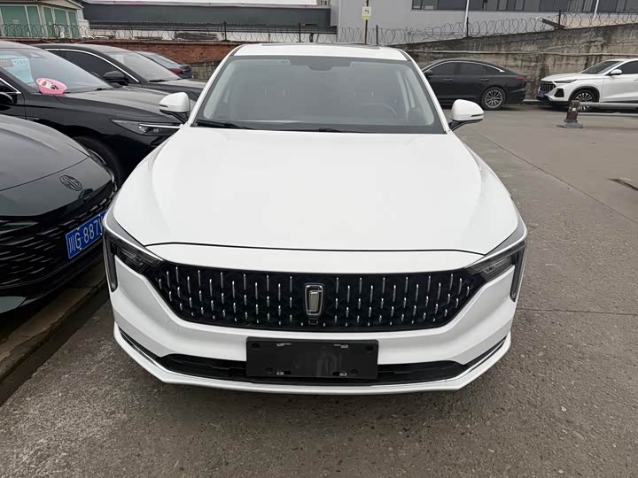 Photo 2 - Bestune B70