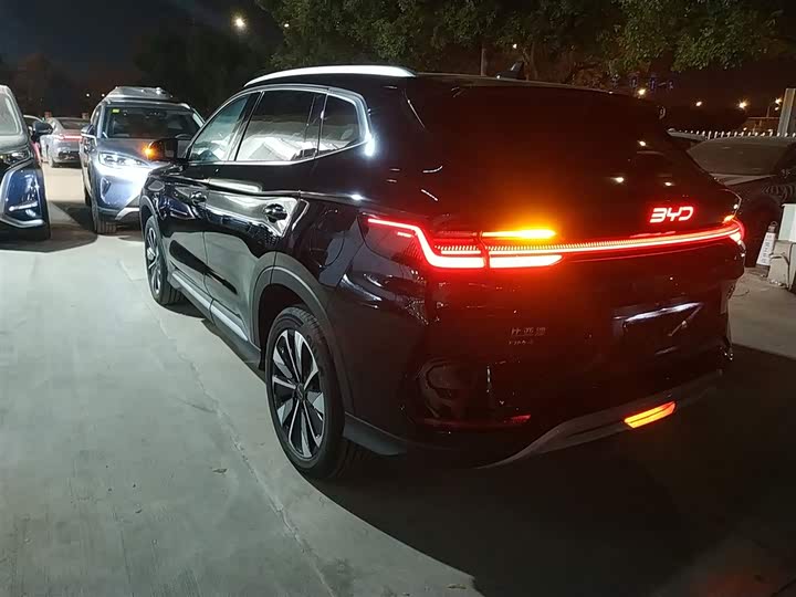 Фото 5 - BYD Song Plus Hybrid/EV