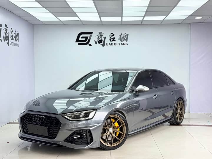 Фото 1 - Audi S4