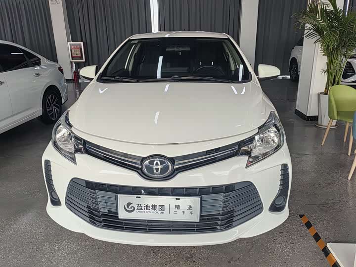 Фото 1 - Toyota Vios