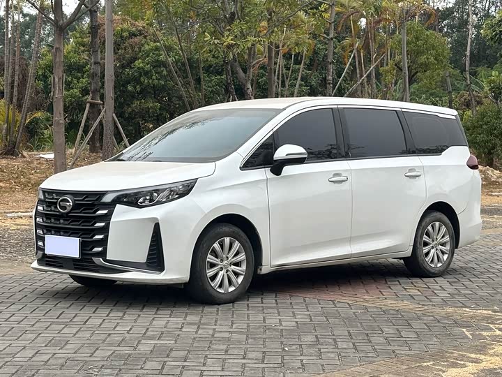 Фото 1 - GAC Trumpchi M6