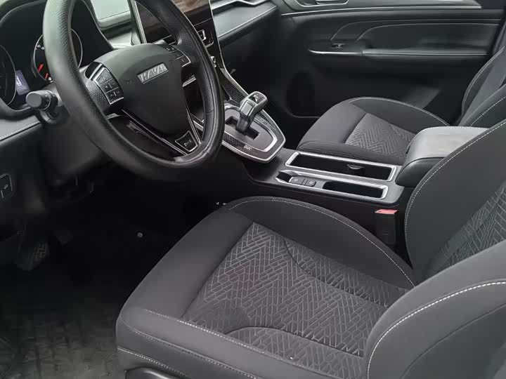 Фото 8 - Haval M6