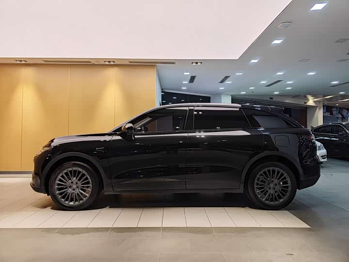 Фото 6 - Leapmotor C11