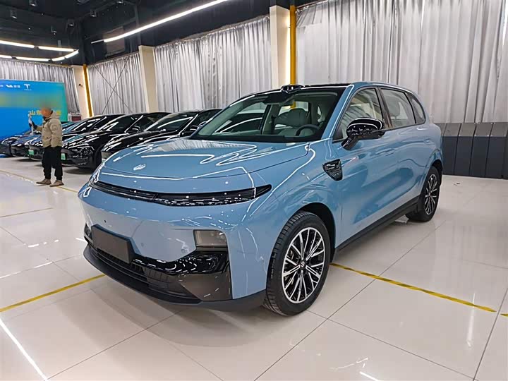 Фото 2 - Leapmotor B10