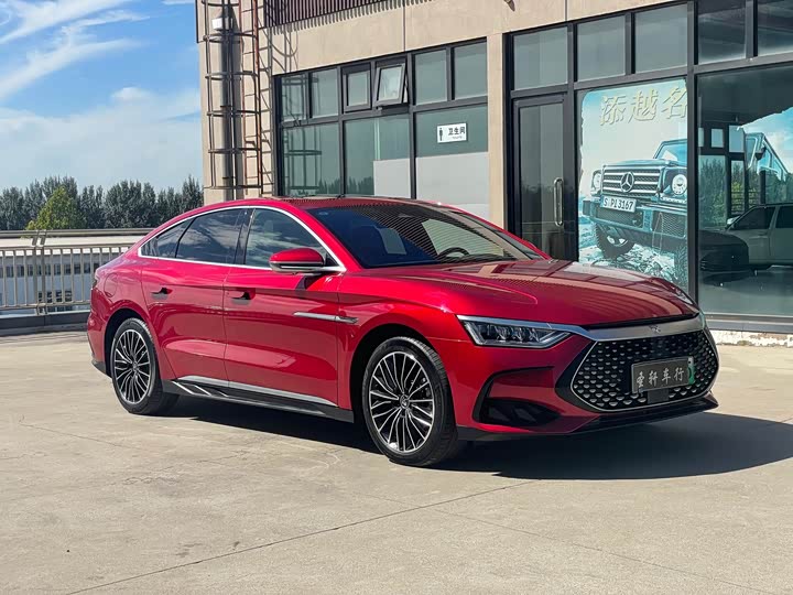 Фото 3 - BYD Han