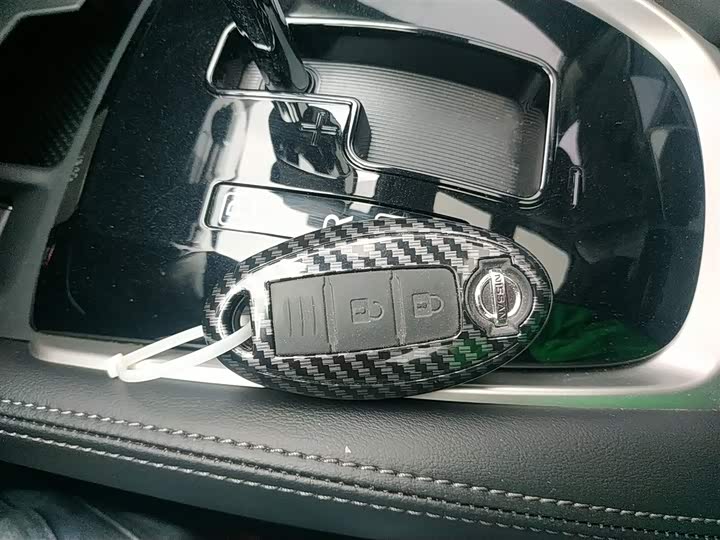 Фото 9 - Nissan X-Trail