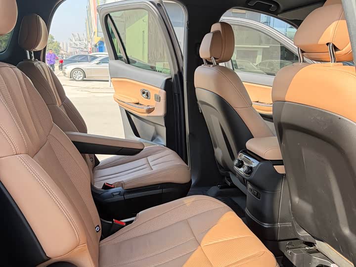 Фото 6 - Nio ES8