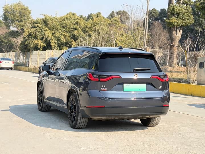 Фото 8 - Nio ES8