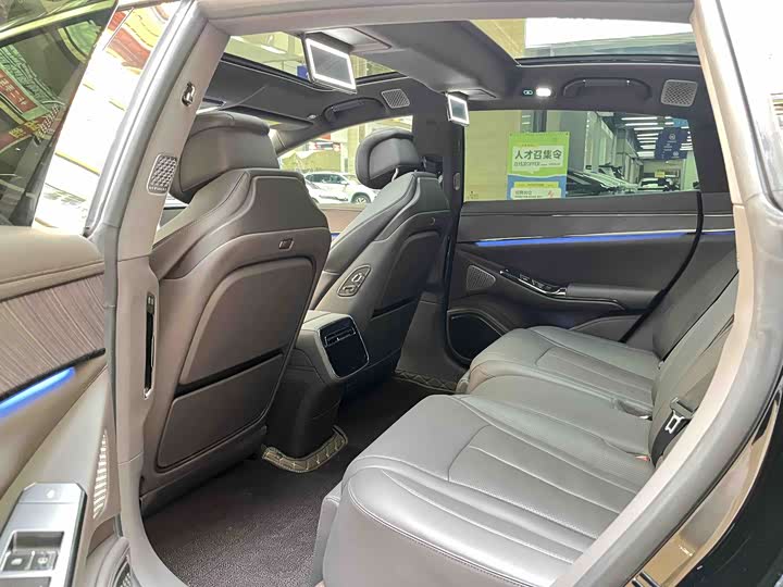 Фото 2 - Denza Z9