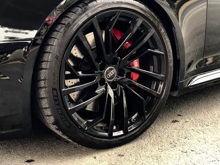 Фото 9 - Audi RS 4