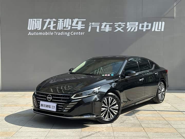 Фото 1 - Nissan Teana