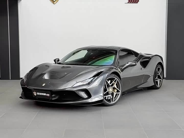 Фото 1 - Ferrari F8