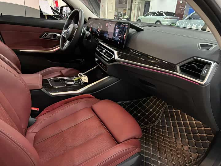 Фото 8 - BMW 3 Series