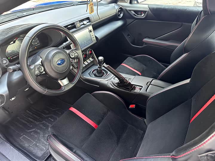 Фото 6 - Subaru BRZ