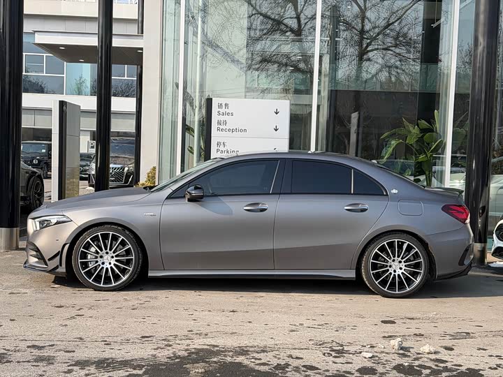 Фото 6 - Mercedes-Benz A-Class AMG