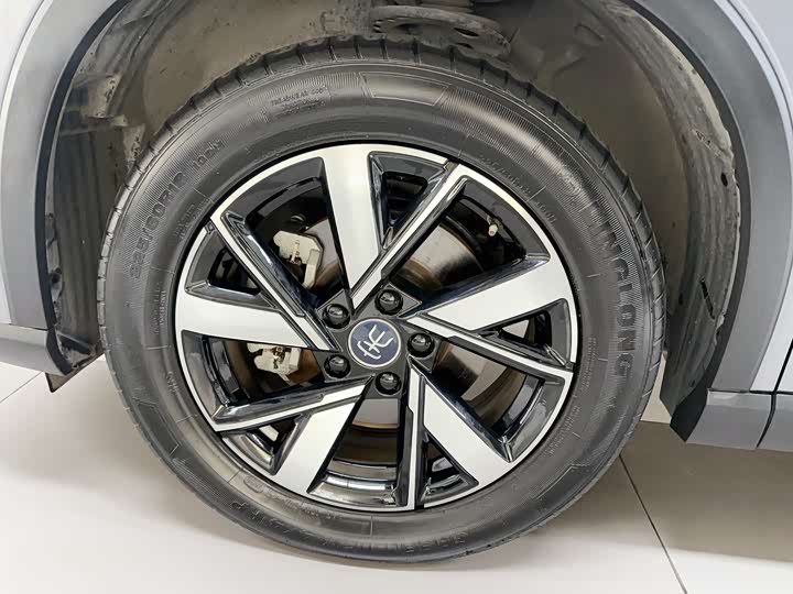 Фото 11 - BYD Song Pro Hybrid