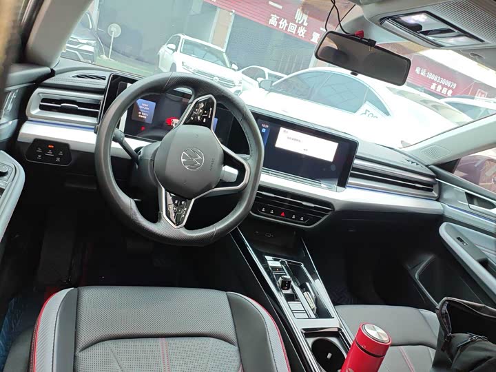 Фото 3 - Volkswagen Lamando L