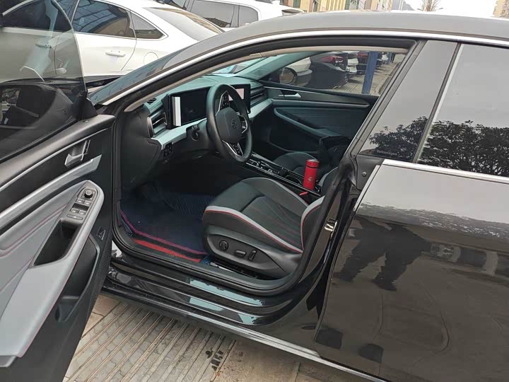 Фото 7 - Volkswagen Lamando L