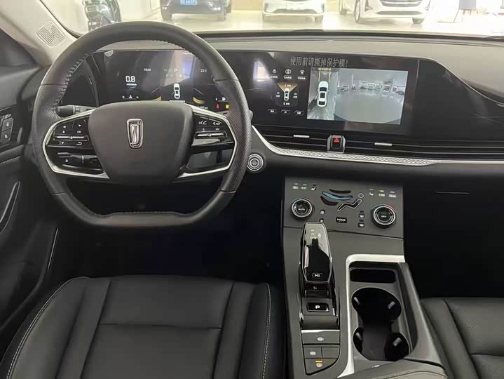 Фото 5 - Bestune B70