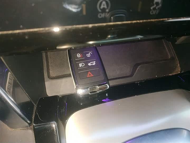 Фото 9 - Land Rover Discovery Sport