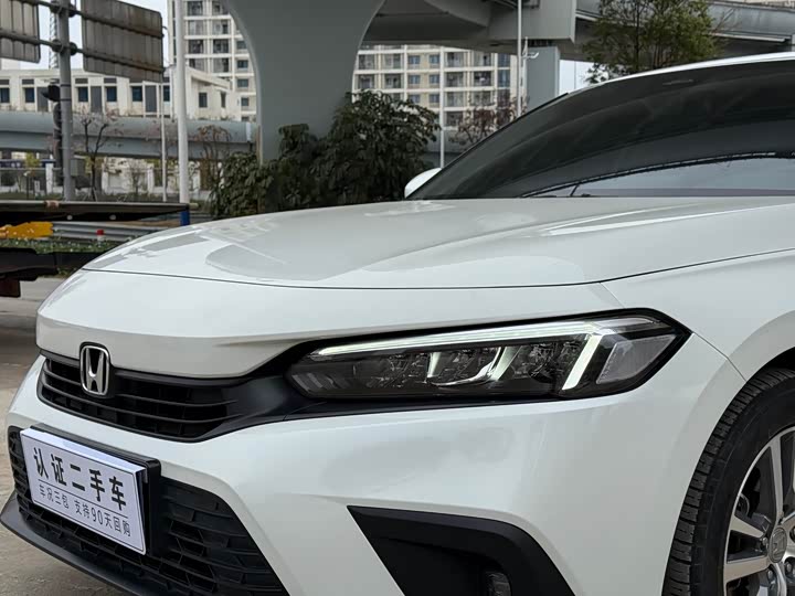 Фото 4 - Honda Civic