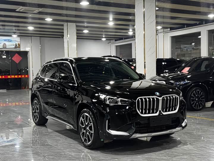Фото 3 - BMW X1