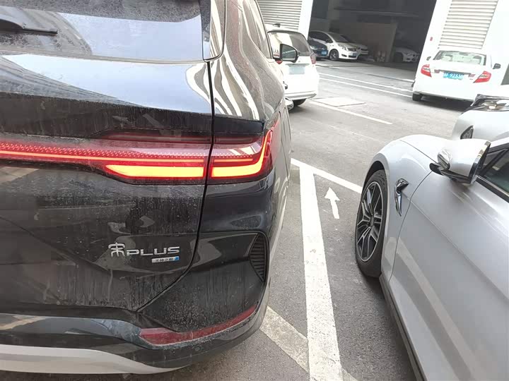 Фото 8 - BYD Song Plus Hybrid/EV