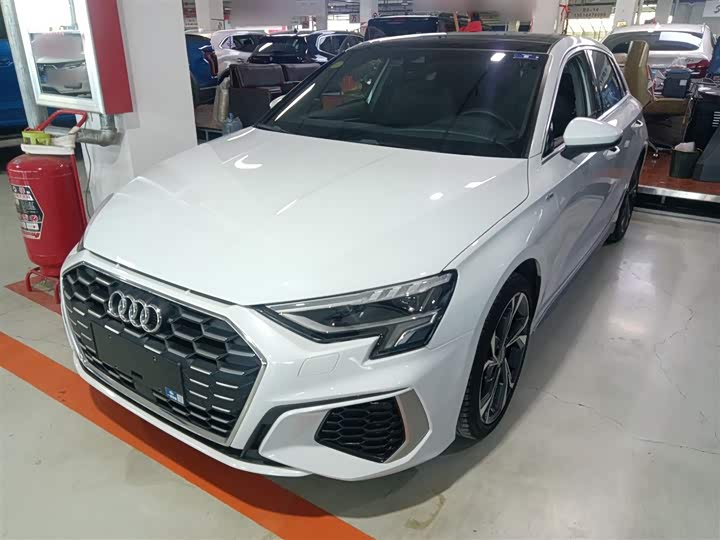 Фото 1 - Audi A3