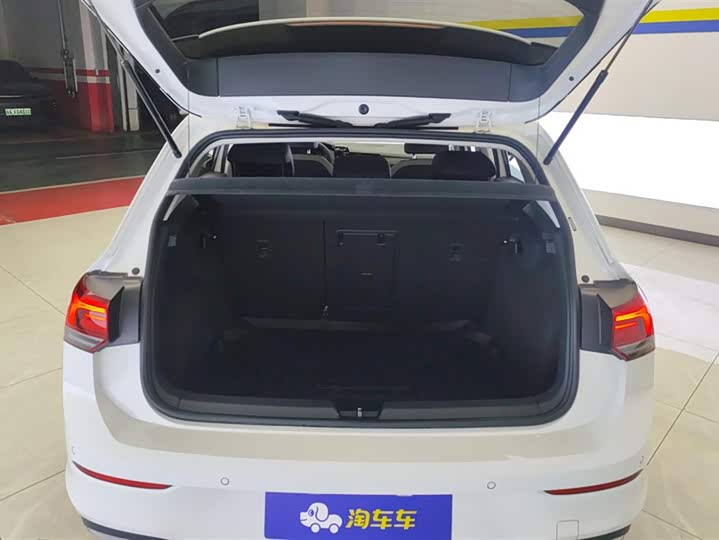 Фото 4 - Volkswagen Golf