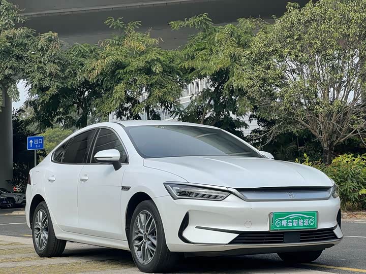 Фото 3 - BYD Qin Plus