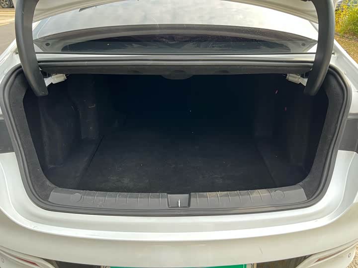 Фото 8 - BYD Qin Plus