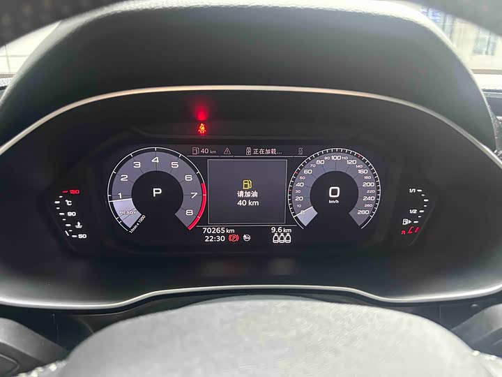 Фото 9 - Audi Q3