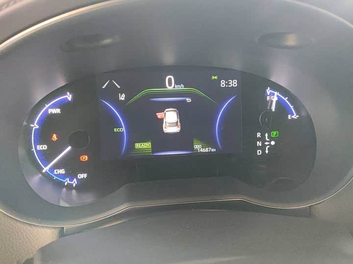 Фото 7 - Toyota Izoa EV