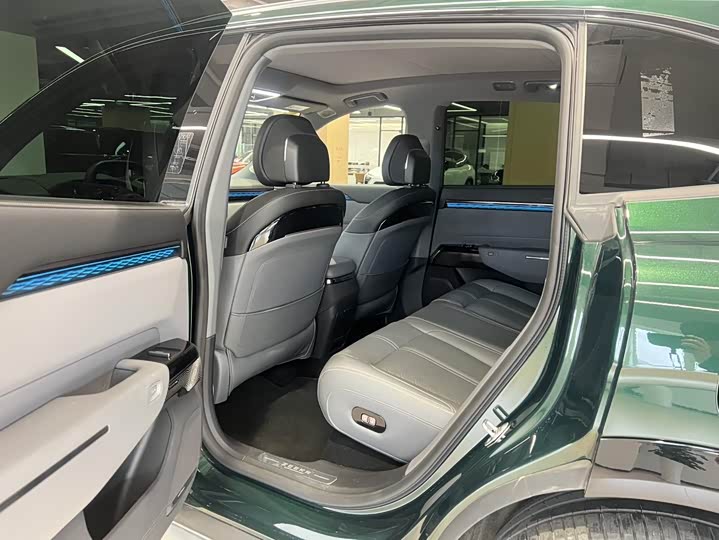 Фото 7 - Zeekr 7X